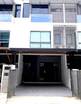 Townhouses for rent Bangkok : For Rent 5826836