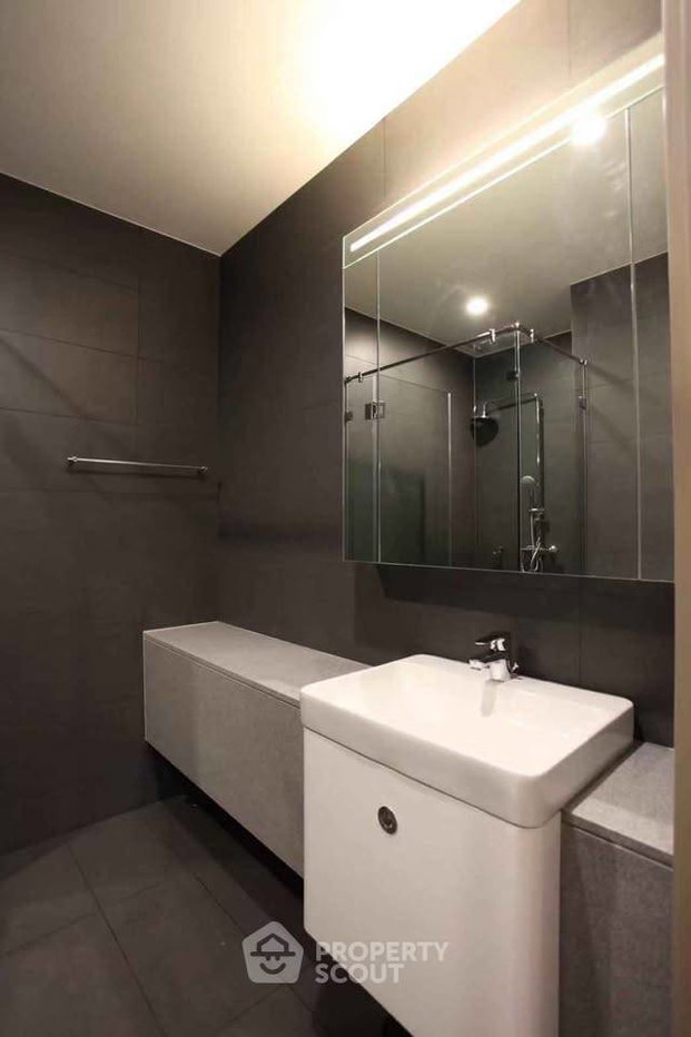 picture 2-BR Condo at Noble Ploenchit near BTS Phloen Chit (ID 3026205) - 7/10