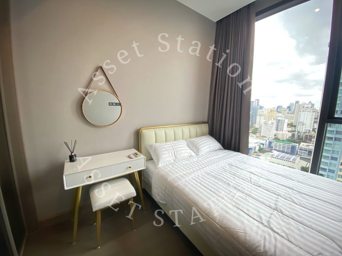 รูป 💎THE ESSE at SINGHA COMPLEX ห้อง 2 ห้องนอน ชั้นสูงวิวเมือง เฟอร์ครบพร้อมอยู่ ✨ใกล้ BTS อโศก - รูปที่ 2/12
