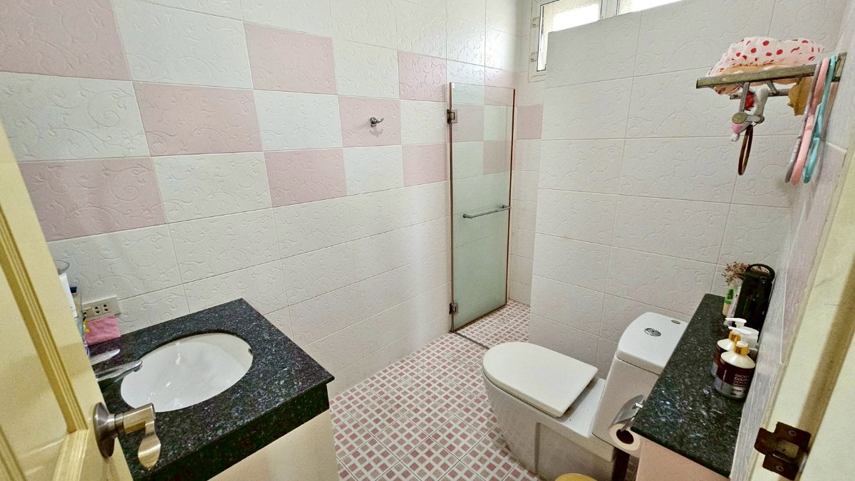 รูป ขายบ้านเดี่ยวหรู ริมทะเลสาบ : หมู่บ้านกฤษดานคร 20 ปิ่นเกล้า-กาญจนาภิเษก *บ้านเลขมังกร* ใกล้ The Paseo กาญจนา - รูปที่ 22/23