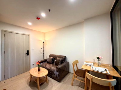 Condos for rent : ❤️ Move-in Ready! ❤️ Origin Plug & Play E22 Station 💸 12,000 THB/month*