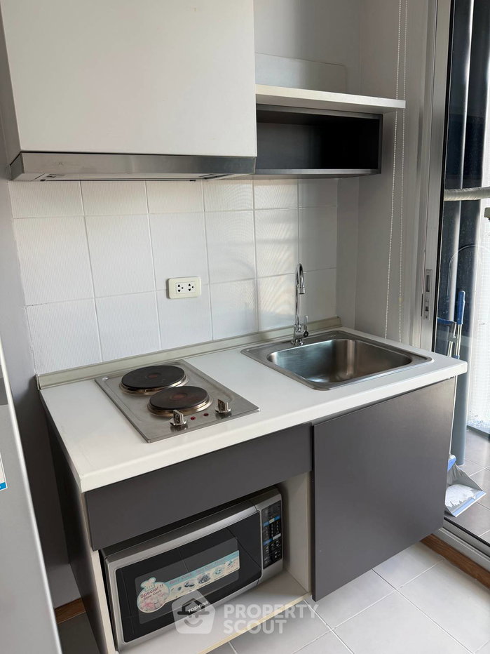 picture 1-BR Condo at The Base Sukhumvit 77 near BTS On Nut (ID 2146276) - 6/12