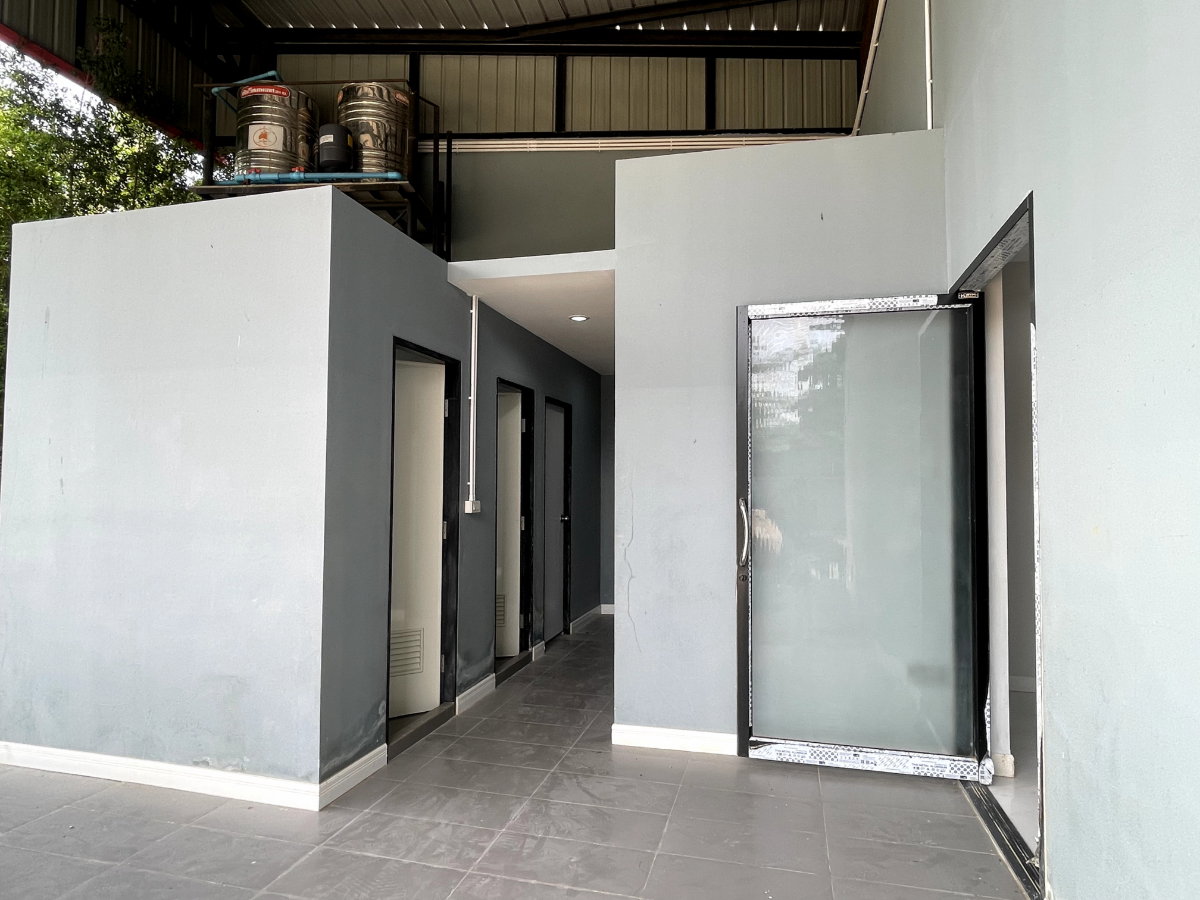 รูป ขายที่ดิน 1 ไร่ พร้อมสำนักงาน + โฮมออฟฟิศ + ที่จอดรถพร้อม (เจ้าของขายเอง) - รูปที่ 9/19