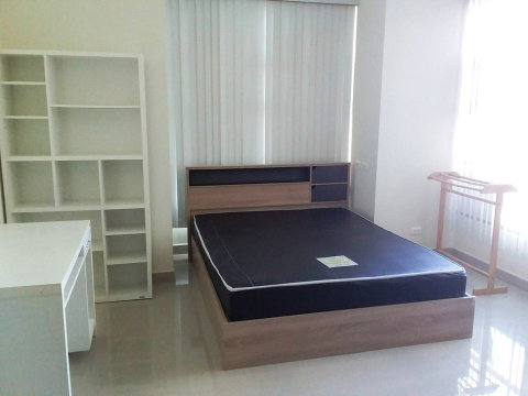 🏙️✨ FOR RENT: Baan Klang Krung Siam–Pathumwan — SPACIOUS CITY LIVING IN PRIME SIAM! 💰 Rental Price: 24,000 THB/month