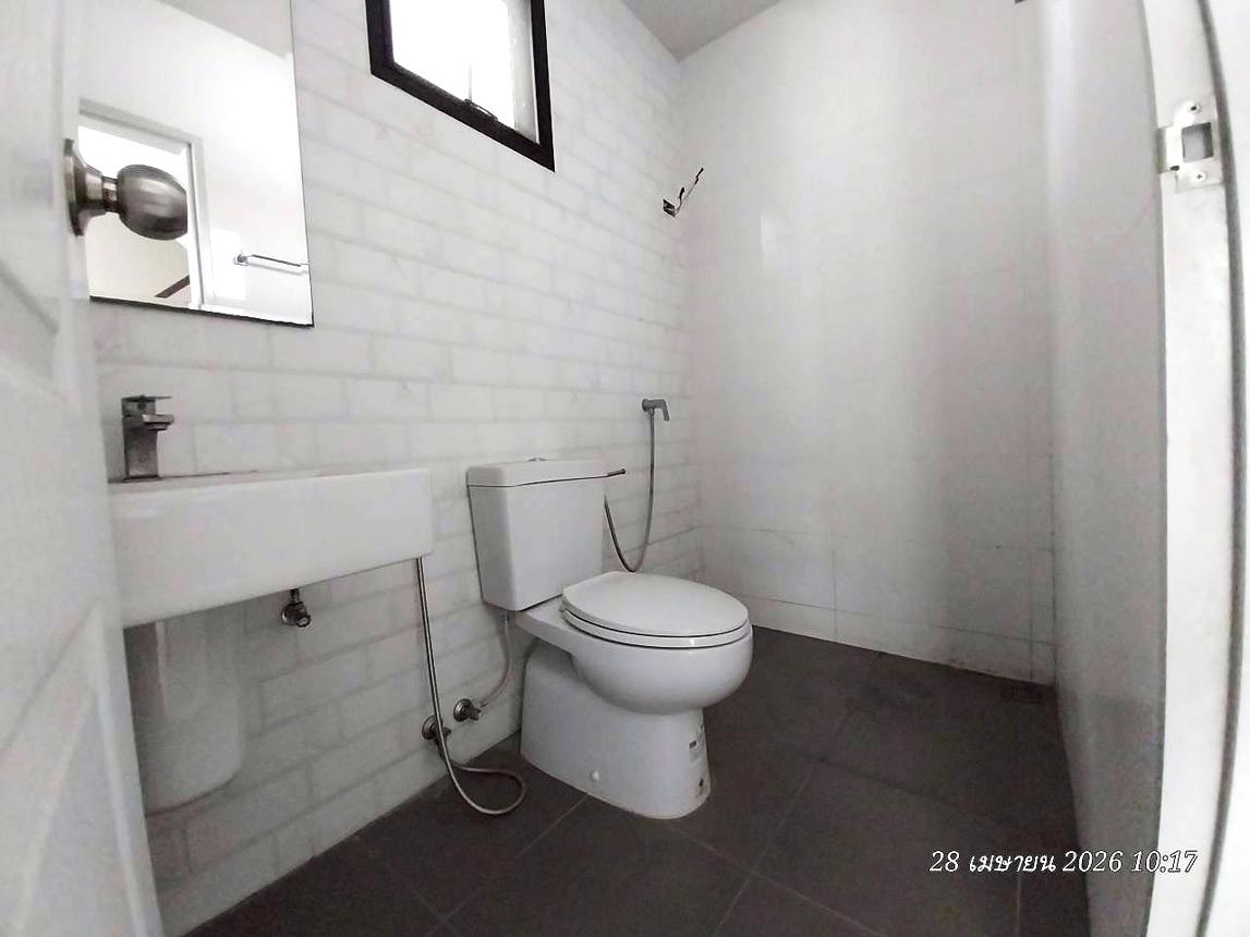 picture TOWN HOUSE 17.2 Sq.w. Lat Krabang Bangkok for 2.3M - 25/30