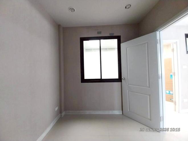 picture TOWN HOUSE 17.2 Sq.w. Lat Krabang Bangkok for 2.3M - 5/30