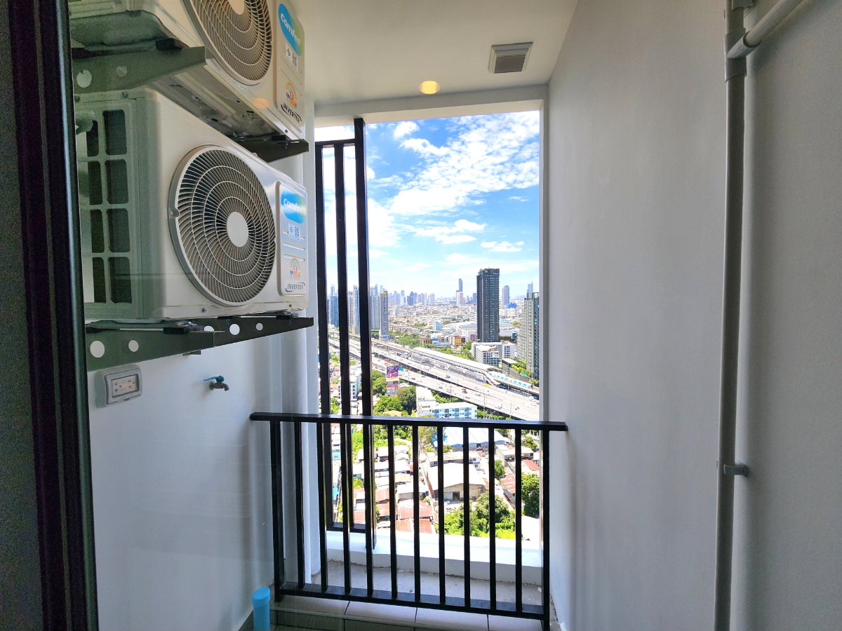 รูป **ห้องใหม่มือ 1 แต่งเสร็จ ให้เช่าเลยครับ** Regent Home วุฒากาศ ทำเล BTS วุฒากาศเพียง 300 เมตร ราคาดีห้องสวยพร้อมอยู่ มีเครื่องซักผ้า!! - รูปที่ 31/62