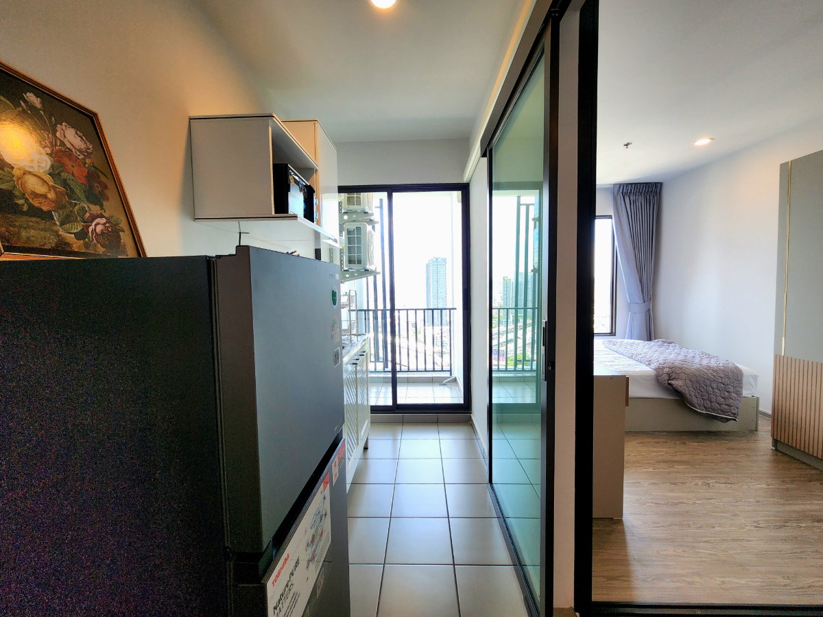 รูป **ห้องใหม่มือ 1 แต่งเสร็จ ให้เช่าเลยครับ** Regent Home วุฒากาศ ทำเล BTS วุฒากาศเพียง 300 เมตร ราคาดีห้องสวยพร้อมอยู่ มีเครื่องซักผ้า!! - รูปที่ 29/62