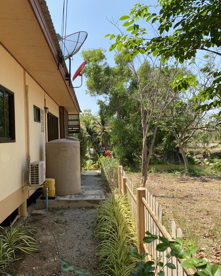 รูป บ้านพักตากอากาศสไตล์รีสอร์ท ติดวิวทะเลสาบ บรรยากาศเงียบสงบ พร้อมเข้าอยู่ทันที - รูปที่ 22/28