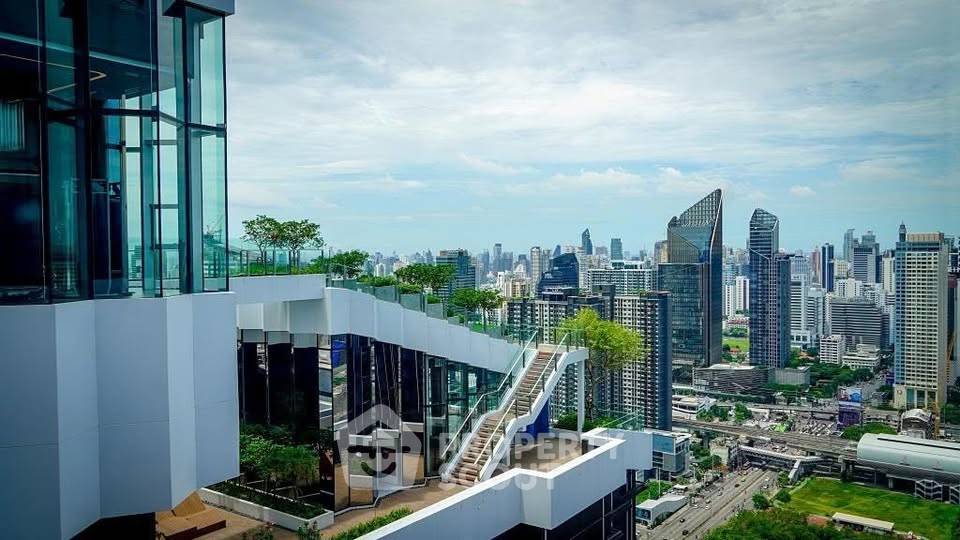 picture High-Floor 1-BR Condo at Life Asoke - Rama 9, 300m to MRT Phra Ram 9 (ID 3030985) - 3/50