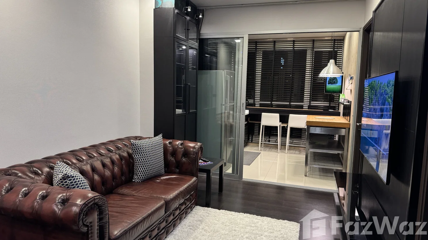 picture Bespoke luxury 45.2SQM 1BR at Rhythm 50. High-end remodel. 6475022 - 1/10
