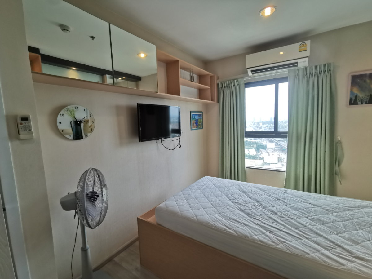 รูป 📢📢 ให้เช่า พลัมเซ็นทรัล สเตชั่น เฟส2(ตึกแรก) ชั้น29 *วิวตะวันออก* ห้องบิ้วท์อินสวย เตียงขนาด3.5 ฟุตค่ะ - รูปที่ 11/13