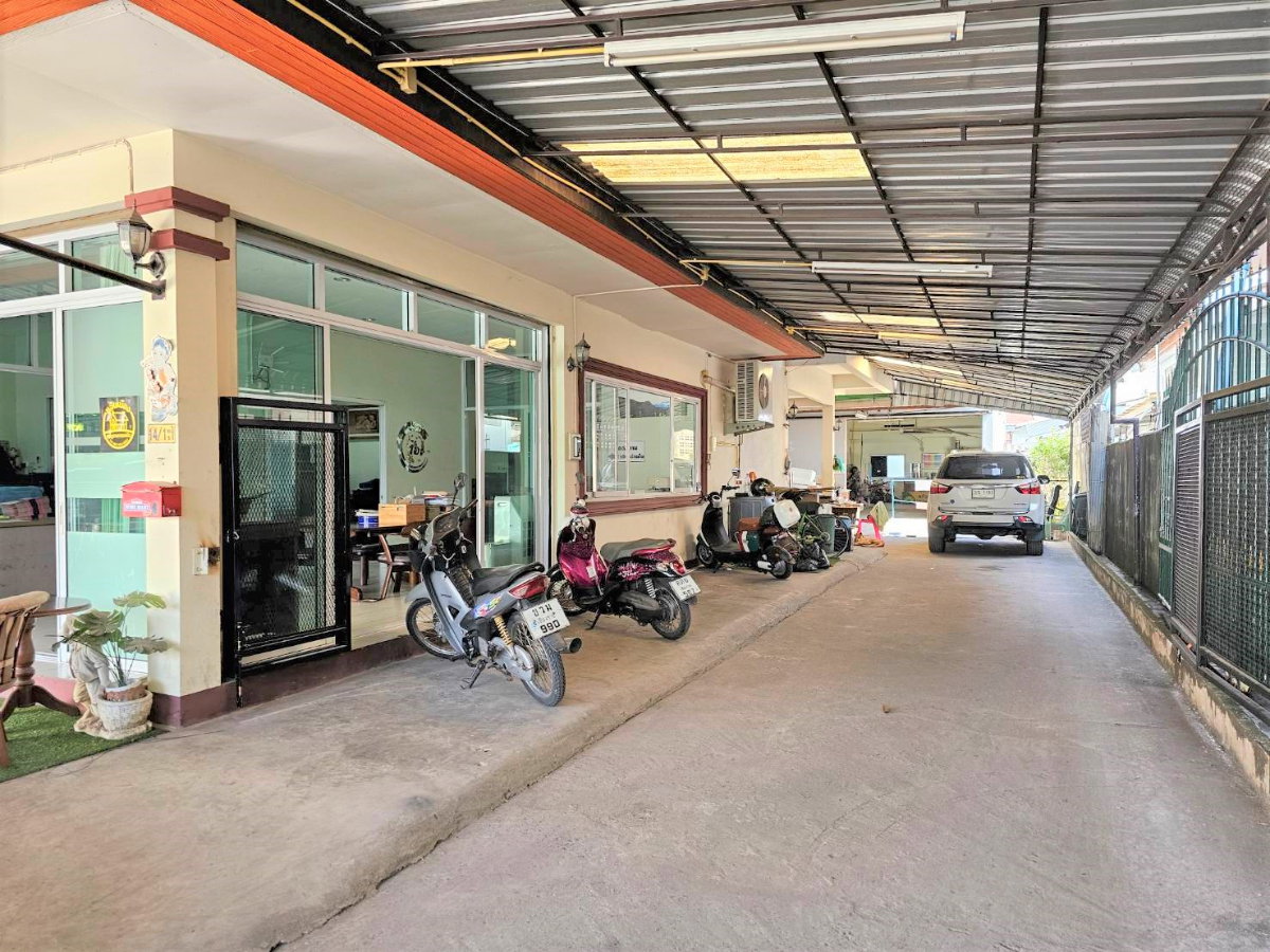 รูป ให้เช่าสำนักงาน Office + โกดัง  ทำเลใกล้ย่านเศรษฐกิจ ใจกลางเมือง   การเดินทางเข้าออกสะดวก  ระบบไฟฟ้า 3 เฟส  #5A4MG0933 - รูปที่ 9/12