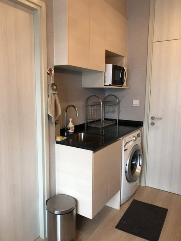 picture ðĨ Noble Revolve Ratchada 2 - Only 16,000 THB âĻ 1 Bedroom, 25 sq.m., 16th Floor, Ready to Move In - 6/9