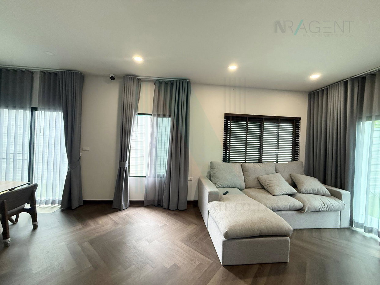 รูป ขายบ้านเดี่ยว โครงการ บริทาเนีย บางนา - ศรีวารี 2 ชั้น 4 ห้องนอน 4 ห้องน้ำ - รูปที่ 8/8