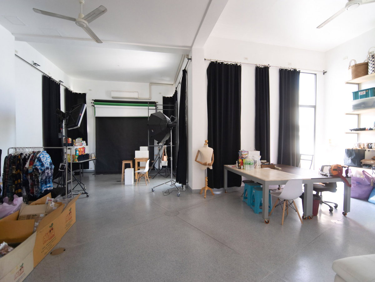 picture 🏢 [FOR SALE] Modern Minimalist 4-Story Home Office - 4/8
