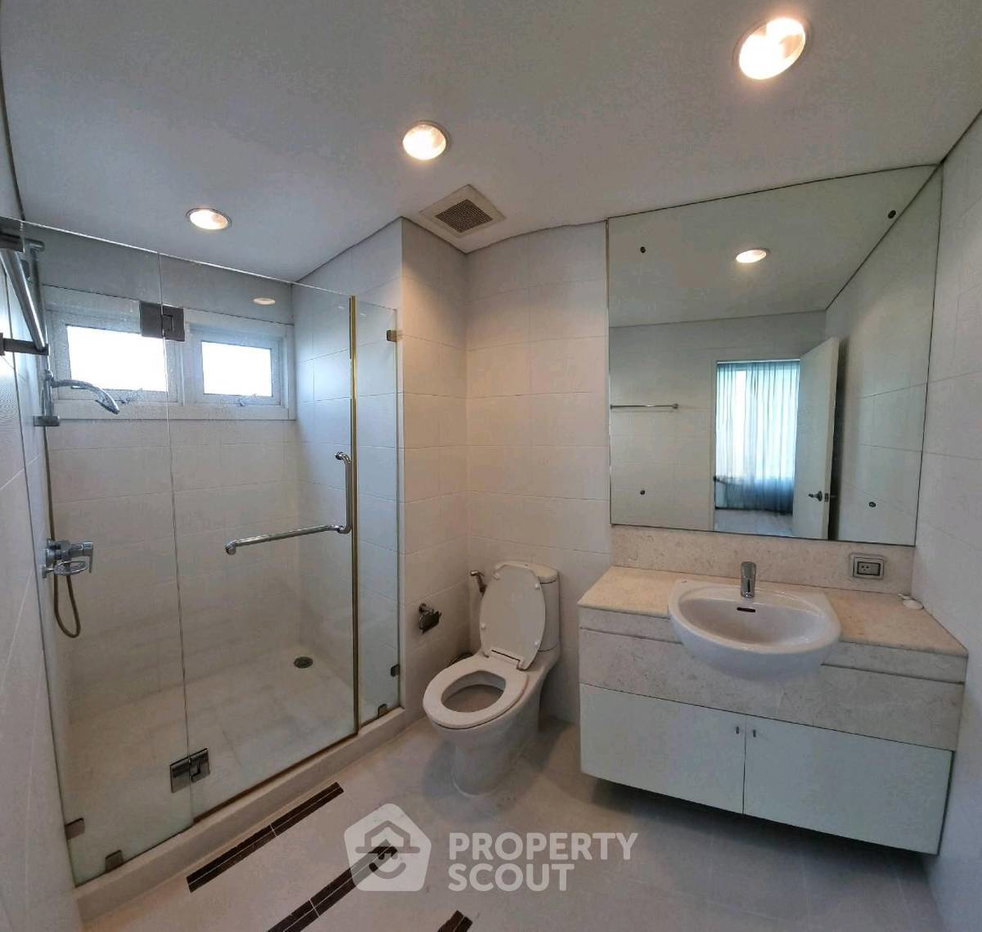 รูป คอนโด 3-ห้องนอน ที่ วิลเชอร์ คอนโดมิเนียม ใกล้ BTS พร้อมพงษ์ (ID 3028830) - รูปที่ 13/16