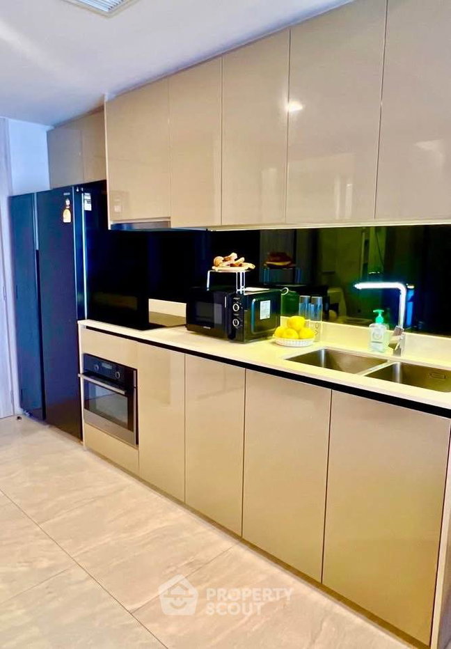 picture Well-Priced 2-BR Condo at Fynn Sukhumvit 31, Near MRT Sukhumvit (ID 3028810) - 8/18