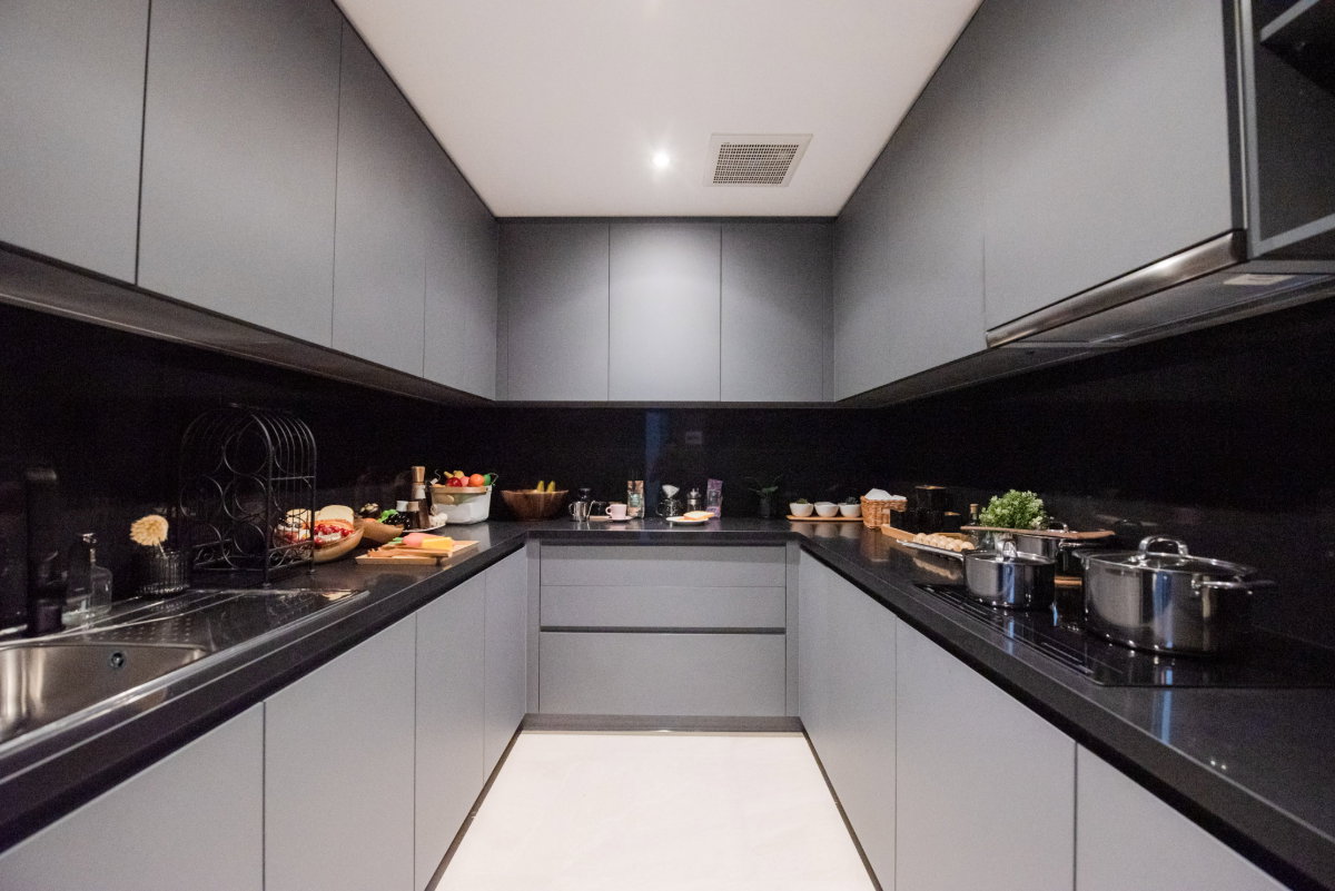 รูป [เช่า] คฤหาสน์ลอยฟ้า 4 ชั้น ยูนิตลับใจกลางศรีนครินทร์ | ส่วนตัวที่สุดเพียง 18 หลัง - รูปที่ 4/17