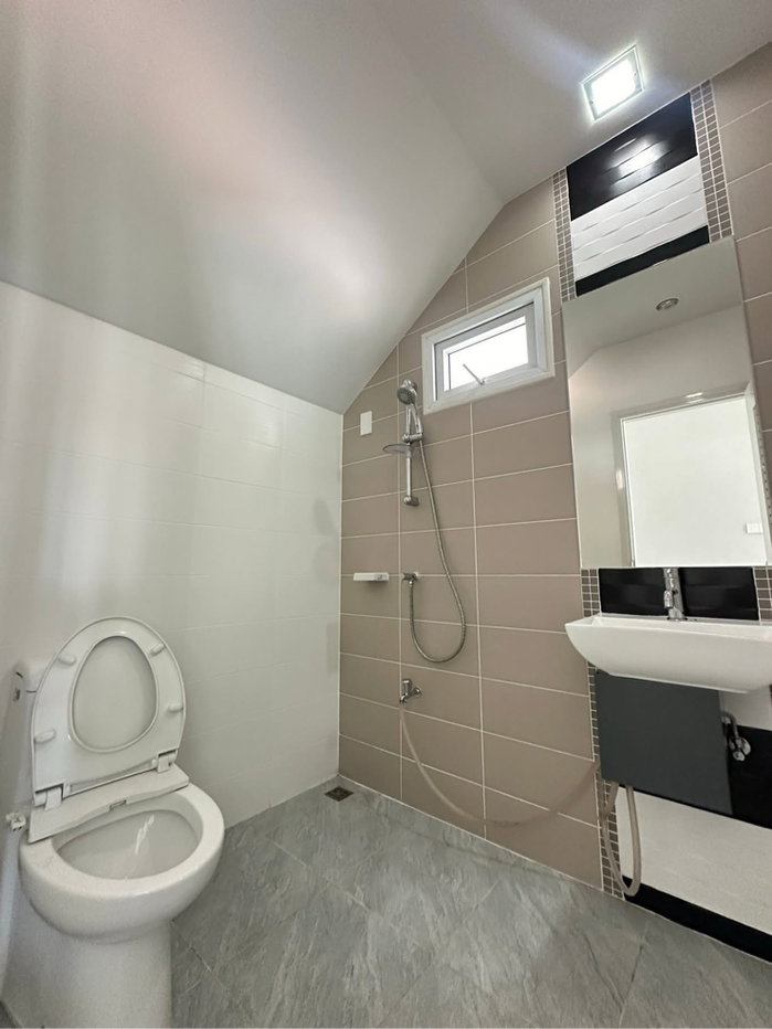 picture House for rent in Leonio Village, Bypass Road, Srichan. - 17/20