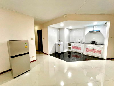 คอนโดให้เช่า :     ให้เช่าคอนโดพระราม 3 SV City ห้อง 3 นอน พื้นที่กว้าง อยู่สบาย Tel. 086 787 5695