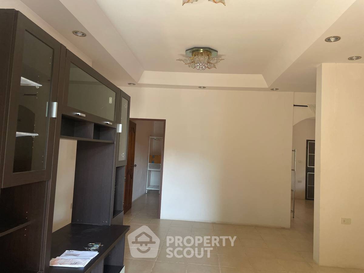 picture 3-BR House at Baan Koon Suk 1 close to Bangsaray (ID 2777035) - 8/26