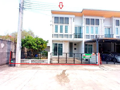 Townhouses for sale Bangkok : TOWN HOUSE 33.4 Sq.w. Bueng Kum Bangkok for 4.3M