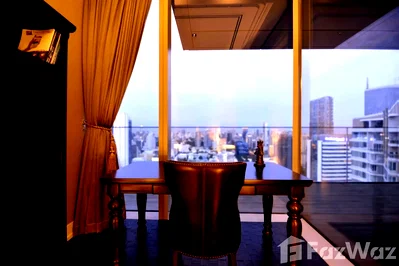 Condos for sale : 2 Bedroom Condo for Sale at The Ritz-Carlton Residences 6494167