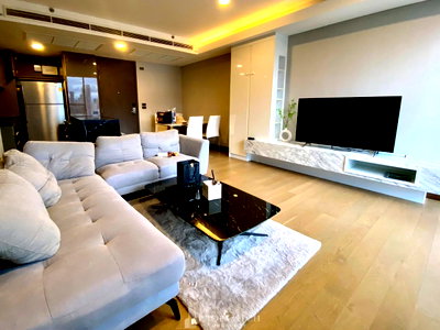 คอนโดให้เช่า : PM038406 ✨Flash Deal ✨ Siamese Exclusive Queens (2Bed 2Bath 75 SQM.) พร้อมอยู่ ! เพียง 60,000 บาทต่อเดือน Tel.0981315848 @propmatch
