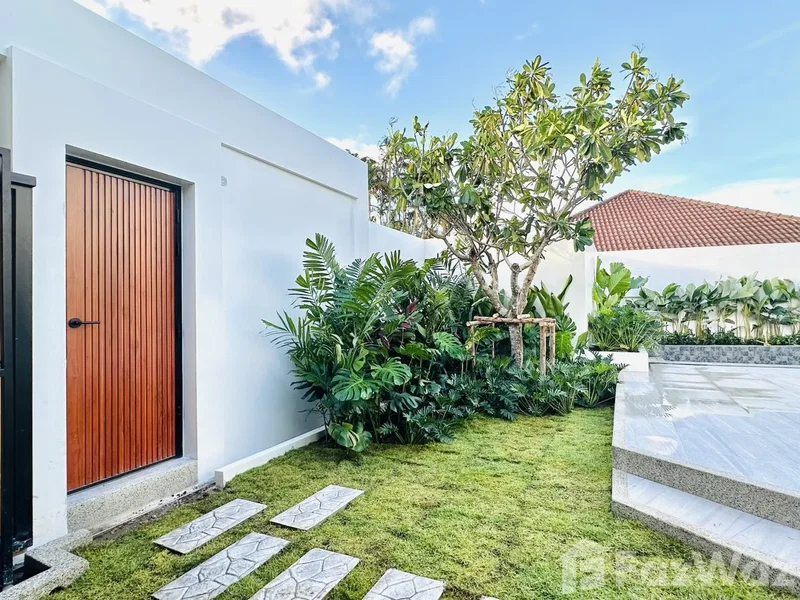 Houses for sale : 4-Bedroom Private Pool Villa Near King Power Phuket 6493641