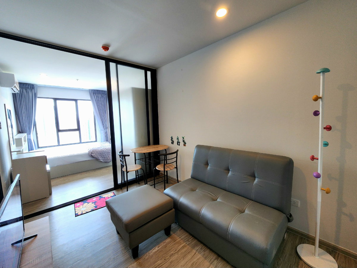 รูป **ห้องใหม่มือ 1 แต่งเสร็จ ให้เช่าเลยครับ** Regent Home วุฒากาศ ทำเล BTS วุฒากาศเพียง 300 เมตร ราคาดีห้องสวยพร้อมอยู่ มีเครื่องซักผ้า!! - รูปที่ 11/62