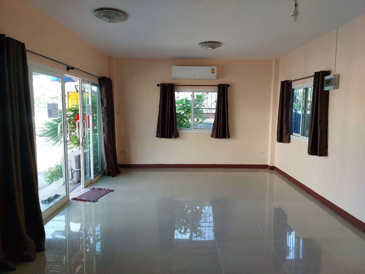รูป ห้องแอร์เปล่า ขนาด 36 ตร.ม. 6000.-/ด. ใกล้บิ๊กซีบางพลี - รูปที่ 7/11