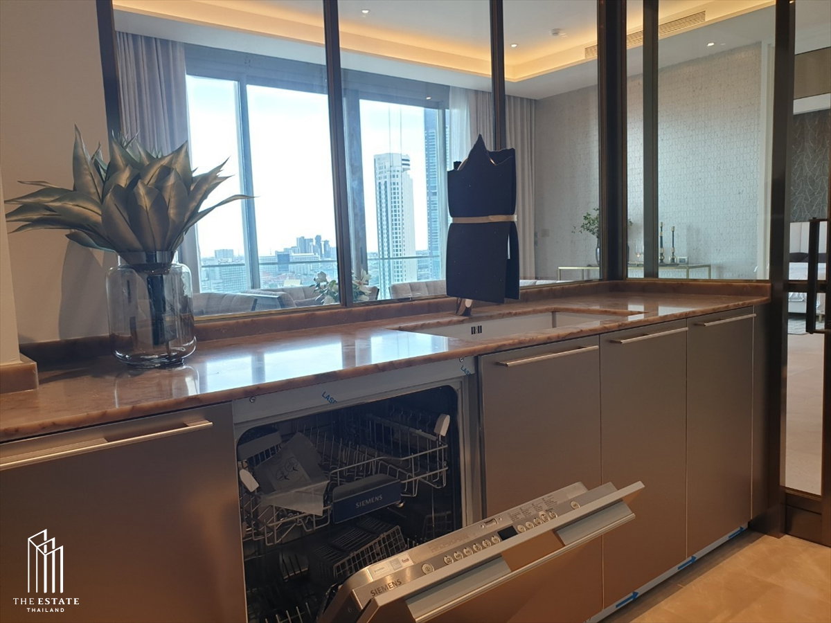 รูป Condo for RENT *The Residences At Mandarin Oriental Bangkok ชั้นสูง ห้องมุม ทิศใต้ วิวแม่น้ำเจ้าพระยา @200,000 Baht - รูปที่ 12/17