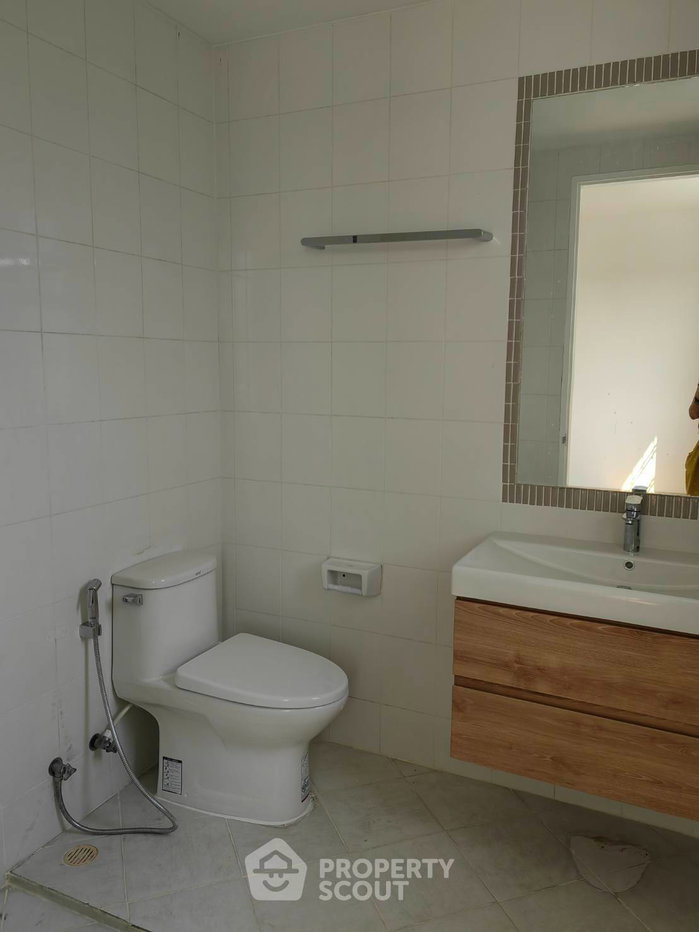 รูป ทาวน์เฮ้าส์ 4-ห้องนอน ใกล้ ลาซาล (ID 3029003) - รูปที่ 17/24