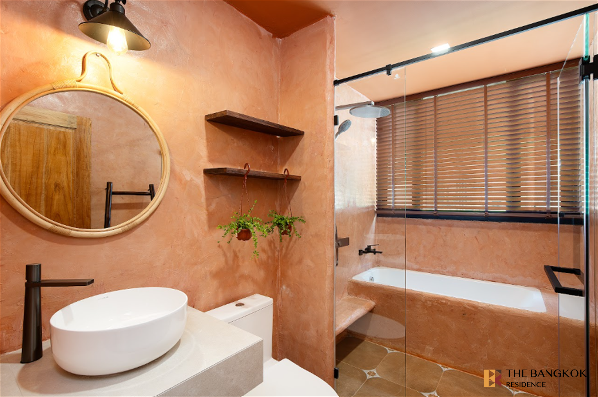 picture Sukhumvit City Resort Convenient Travel, Great Value per Square Meter - 1/10