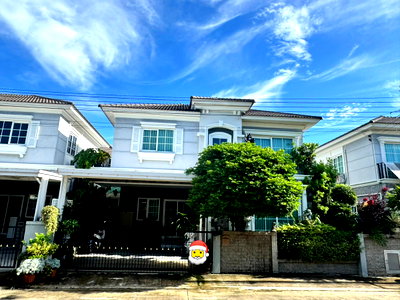 เช่าบ้านแฝด วิทยาลัยพยาบาลบรมราชชนนีนพรัตน์วชิระ : 🏡 ขาย / เช่าบ้านแฝด 2 ชั้น Golden Neo 2 ลาดพร้าว – เกษตรนวมินทร์ ซอยนวมินทร์ 42 แยก 27 4 ห้องนอน 3 ห้องน้ำ