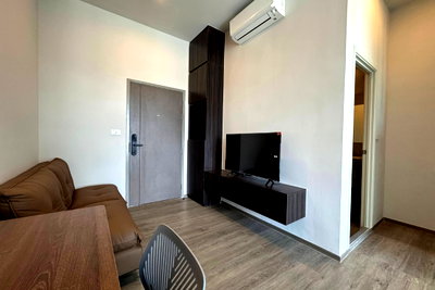 Condos for rent : 🔥 Move-in Ready for Rent! 🔥 Origin Plug & Play Ramintra 1 Bedroom