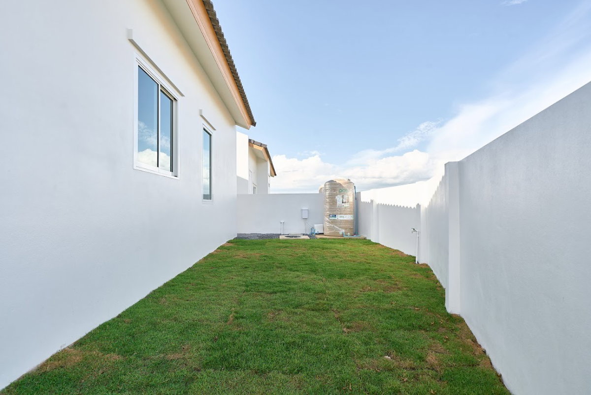 picture Single-Storey Detached House for Sale in a Peaceful Suburban Area - 25/26