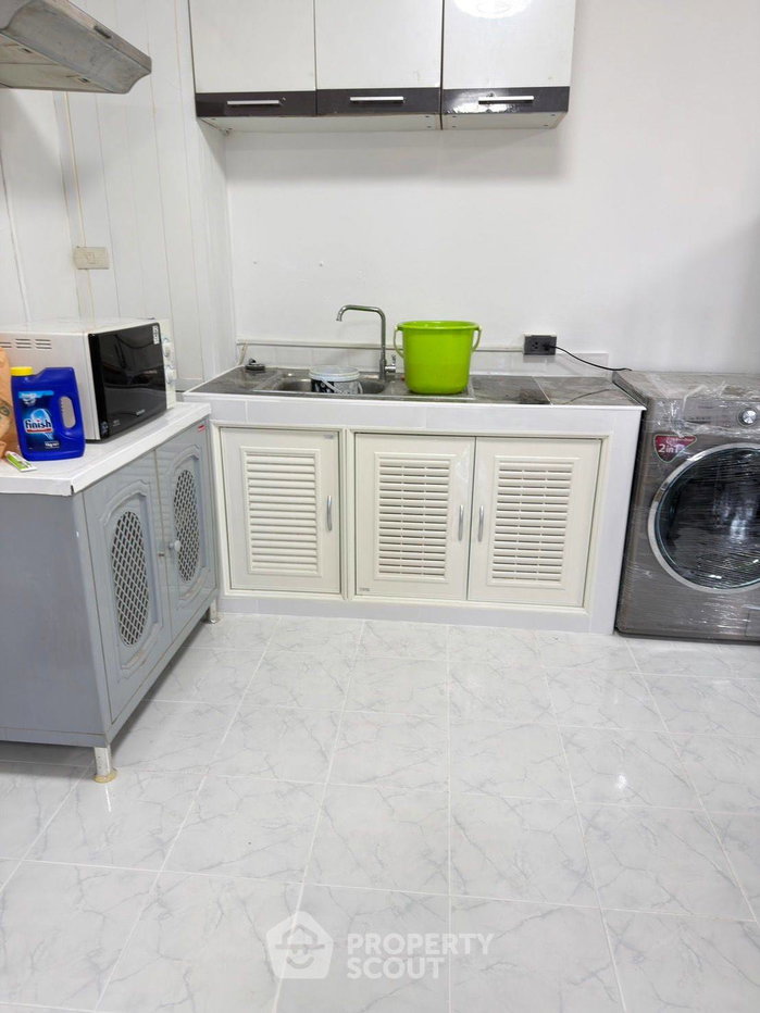 picture 2-BR Condo at Wittayu Complex near BTS Phloen Chit (ID 3028413) - 7/8