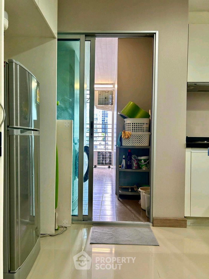 picture Well-Priced 2-BR Condo in Belle Grand Rama 9, 7th Floor Near MRT Phra Ram 9 (ID 3031435) - 8/9