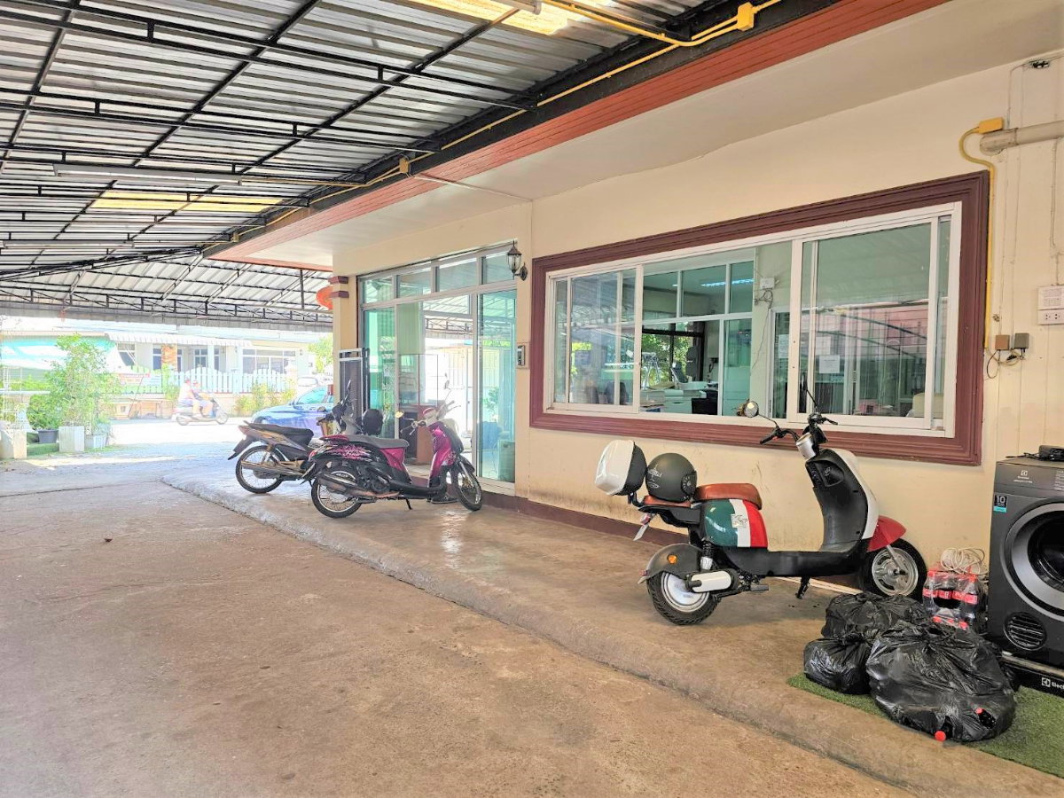 รูป ให้เช่าสำนักงาน Office + โกดัง  ทำเลใกล้ย่านเศรษฐกิจ ใจกลางเมือง   การเดินทางเข้าออกสะดวก  ระบบไฟฟ้า 3 เฟส  #5A4MG0933 - รูปที่ 3/12