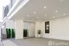 listing thumbnail image 32
