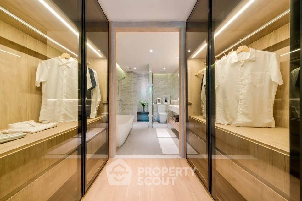 picture Well-Priced 2-BR Condo at Fynn Sukhumvit 31, Near MRT Sukhumvit (ID 3028810) - 10/18