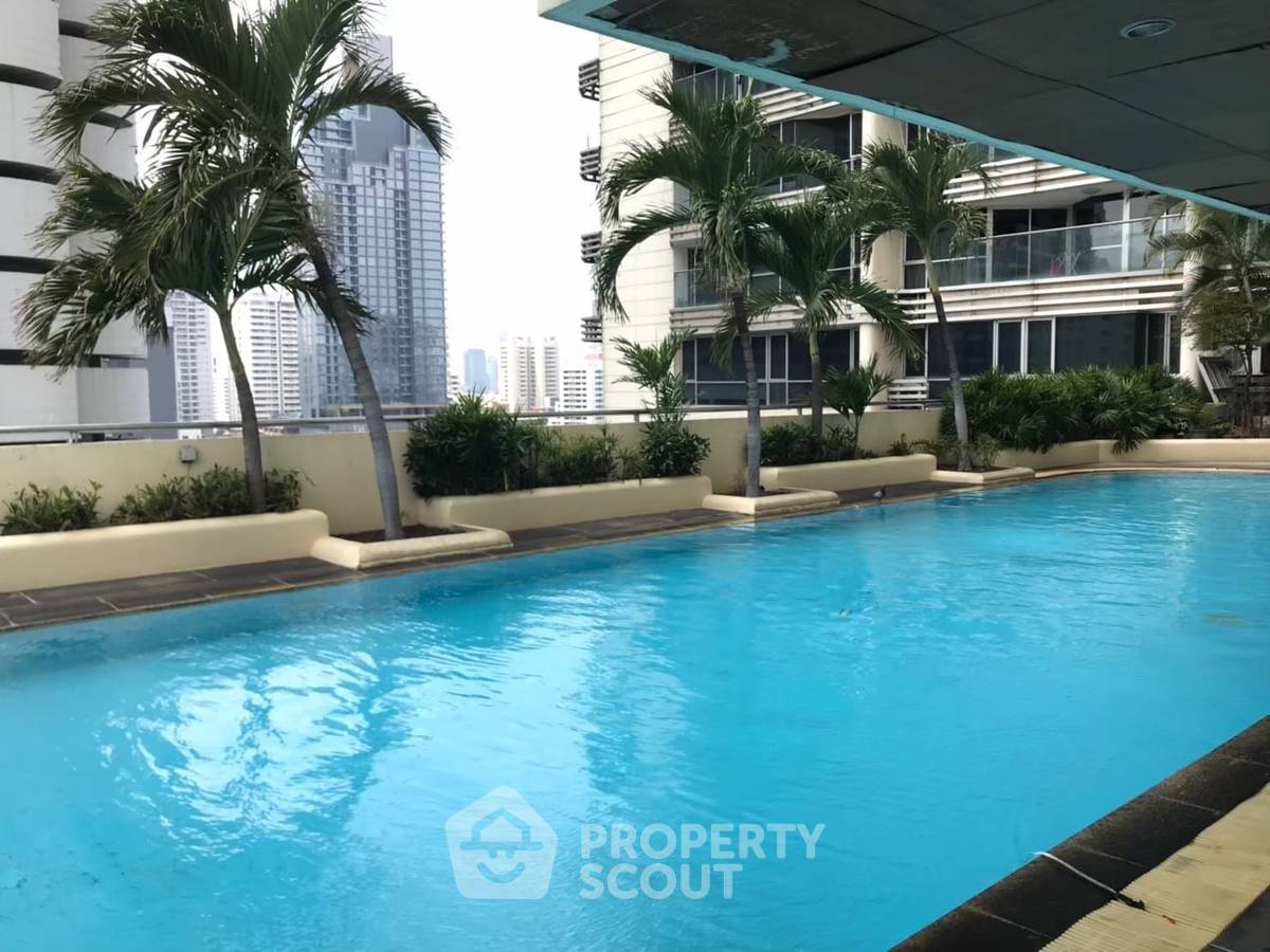รูป คอนโด 1-ห้องนอน ที่ สุขุมวิท สวีท คอนโดมิเนียม ใกล้ BTS นานา (ID 1518712) - รูปที่ 5/6