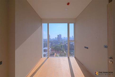 Looking for an owner for this special unit Siamese Exclusive Sukhumvit 42 near BTS Ekkamai
