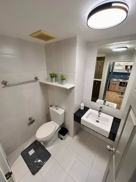 picture C0988🚨中国客户，请加微信。(在联系方式的旁边) For rent A Space Play Ratchada-Sutthisarn Line❤️💜@condopremium💜❤️Ready to move in ⬛🟨 📞 065 695 3645🟨⬛ - 19/21