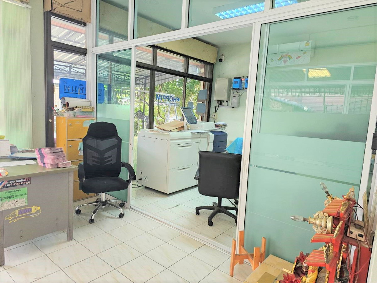 รูป ให้เช่าสำนักงาน Office + โกดัง  ทำเลใกล้ย่านเศรษฐกิจ ใจกลางเมือง   การเดินทางเข้าออกสะดวก  ระบบไฟฟ้า 3 เฟส  #5A4MG0933 - รูปที่ 8/12