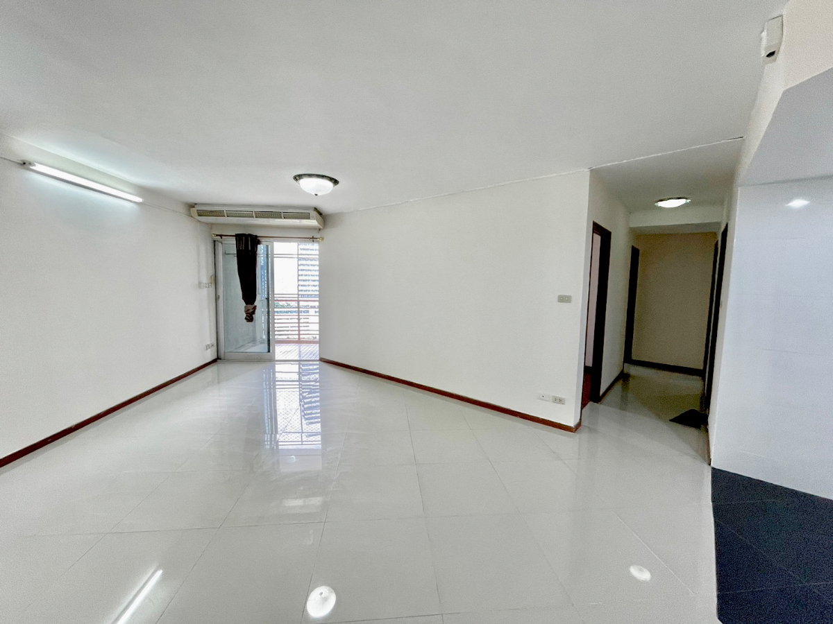 รูป     ให้เช่าคอนโดพระราม 3 SV City ห้อง 3 นอน พื้นที่กว้าง อยู่สบาย Tel. 086 787 5695 - รูปที่ 9/9