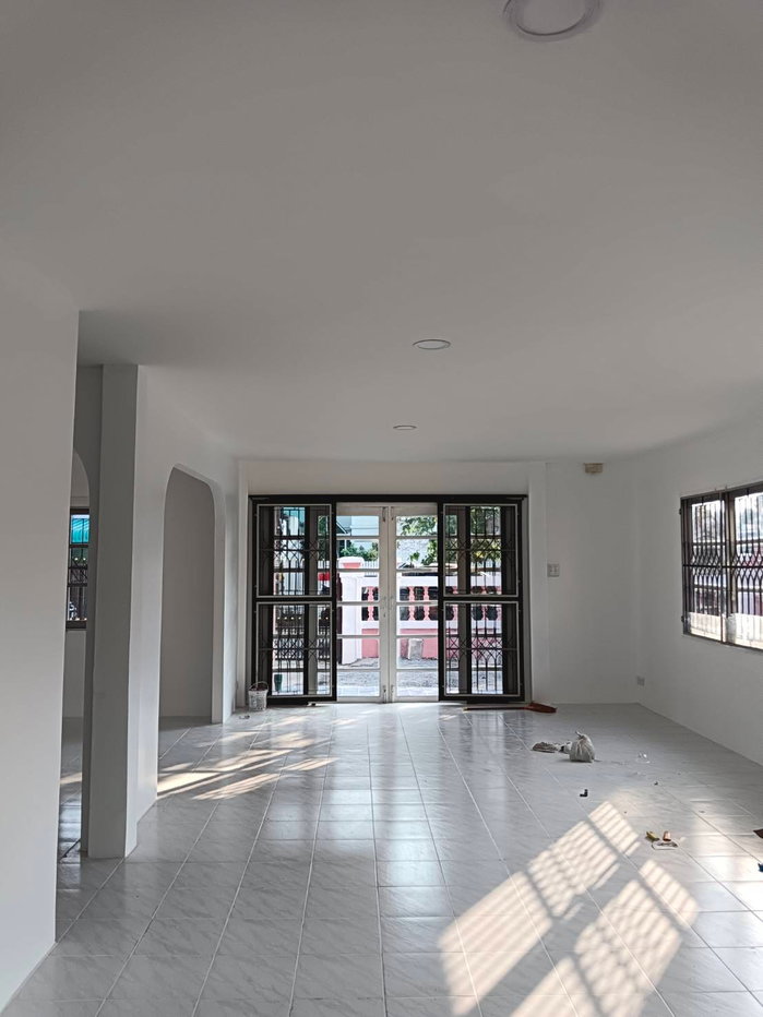 รูป บ้านเดี่ยว 4 ห้องนอน 3 ห้องน้ำ พร้อมครัวแยก - รูปที่ 6/9