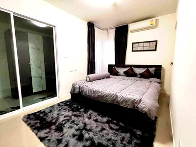 Condos for rent : Kensington                        Bearing